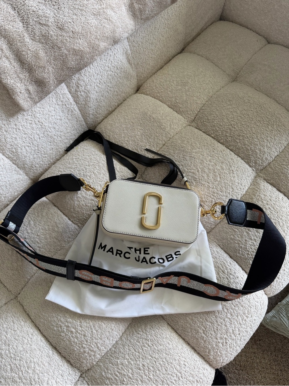 Marc Jacobs Off-White Snapshot Double J Camera Bag with Black Strap